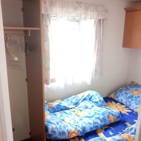 Fanisek V Mobilnim Domku V Ceskem Raji Landhaus